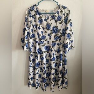 PinkBlush Ivory Rose Floral Scalloped Hem Maternity Dress